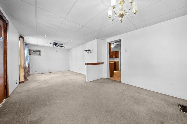 7005 Vivianna St, Neville Twp, PA 15225