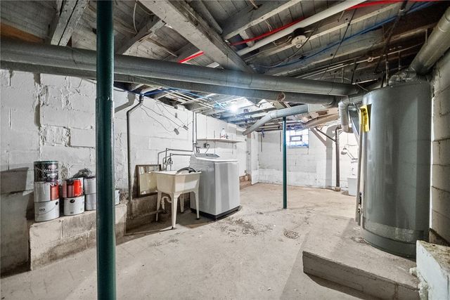 7005 Vivianna St, Neville Twp, PA 15225