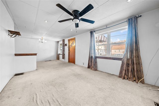 7005 Vivianna St, Neville Twp, PA 15225