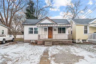 7005 Vivianna St, Neville Twp, PA 15225