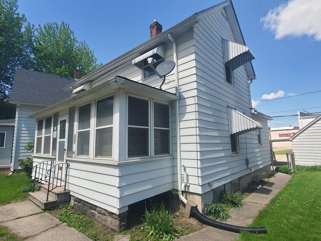 931 18th Avenue, East Moline, IL 61244