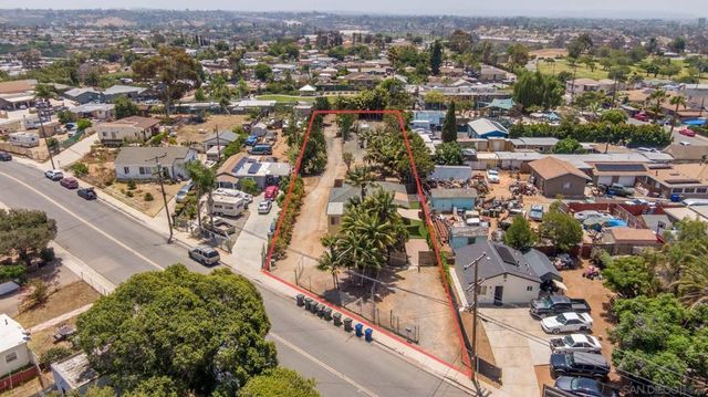 2840 Ridgeway Dr, National City, CA 91950