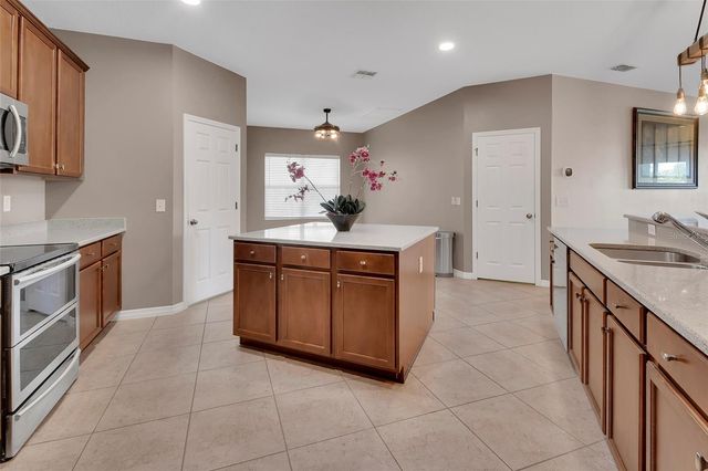 1589 BLUE GRASS BOULEVARD, Deland, FL 32724