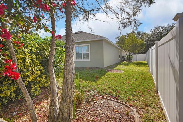 1589 BLUE GRASS BOULEVARD, Deland, FL 32724