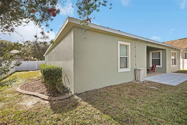 1589 BLUE GRASS BOULEVARD, Deland, FL 32724