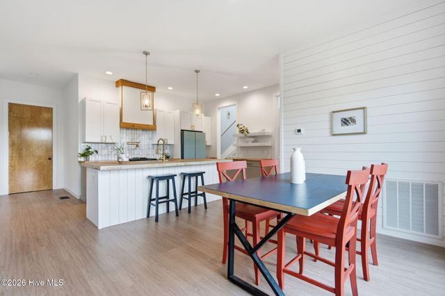9202 River Road, Wilmington, NC 28412