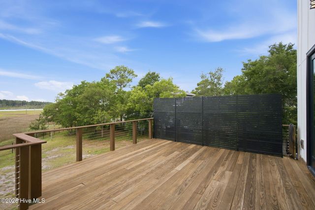 9202 River Road, Wilmington, NC 28412