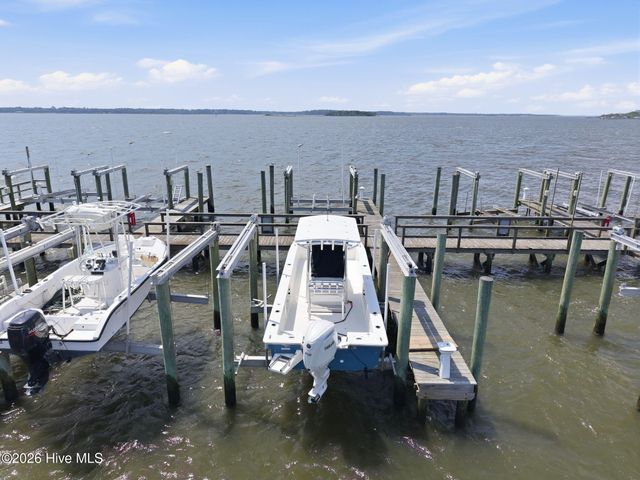 9202 River Road, Wilmington, NC 28412