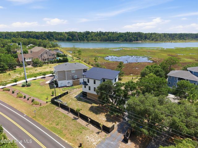 9202 River Road, Wilmington, NC 28412