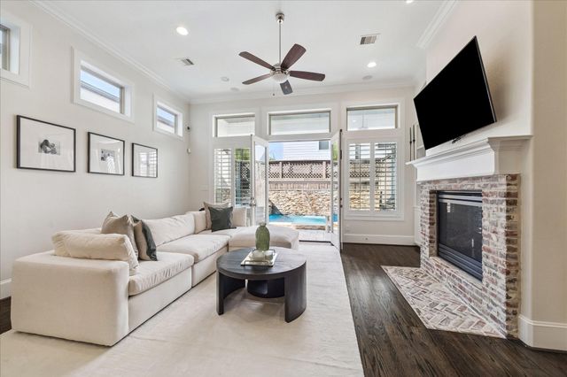 6114 Maxie Street B, Houston, TX 77007
