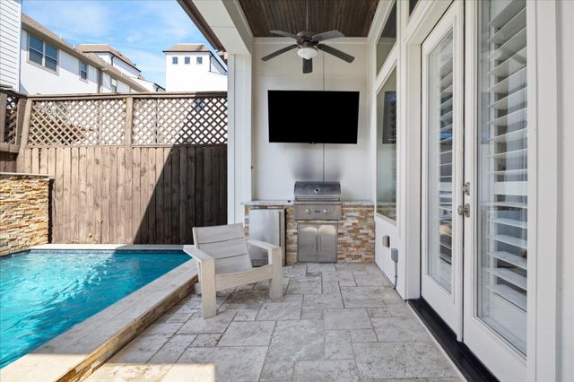 6114 Maxie Street B, Houston, TX 77007