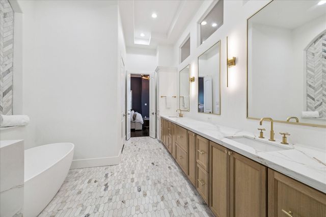 6114 Maxie Street B, Houston, TX 77007