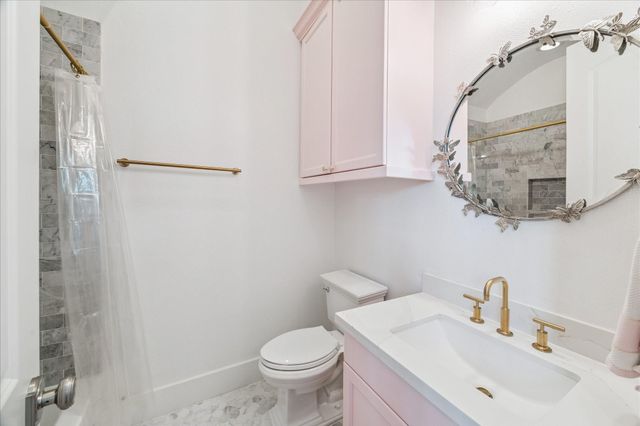 6114 Maxie Street B, Houston, TX 77007