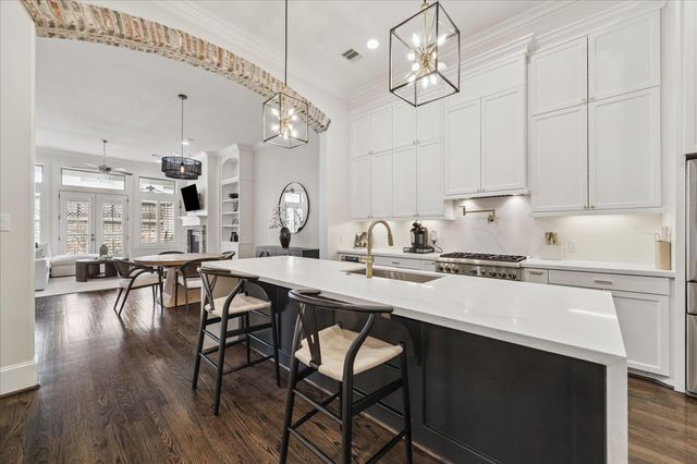 6114 Maxie Street B, Houston, TX 77007