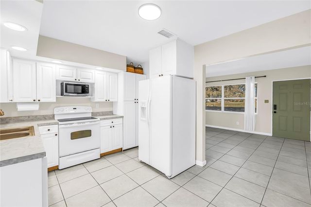 8972 79TH AVENUE, Seminole, FL 33777