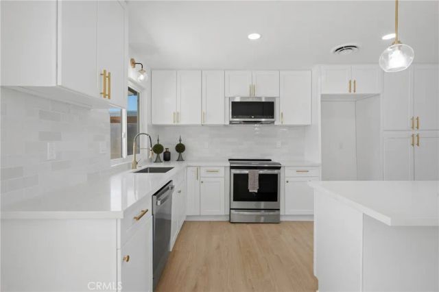 3801 Celine Court, Bakersfield, CA 93309