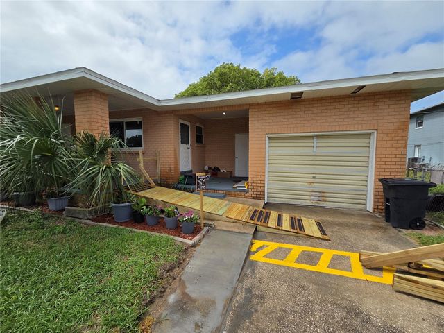 1836 S PALMETTO AVENUE, South Daytona, FL 32119