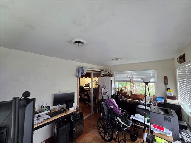 1836 S PALMETTO AVENUE, South Daytona, FL 32119