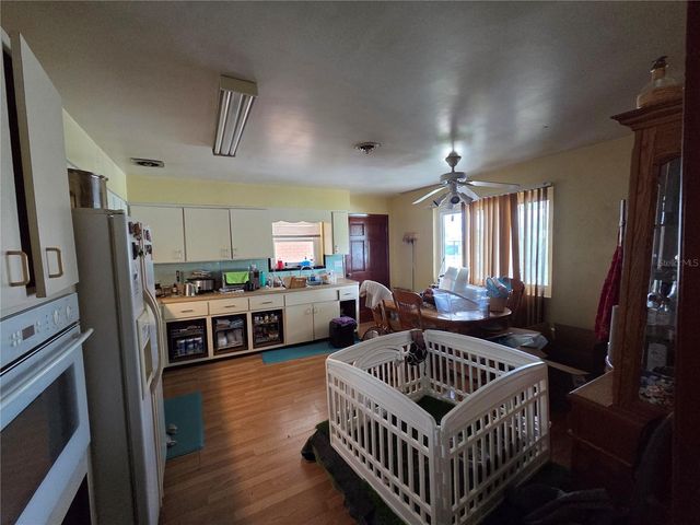 1836 S PALMETTO AVENUE, South Daytona, FL 32119