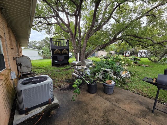 1836 S PALMETTO AVENUE, South Daytona, FL 32119