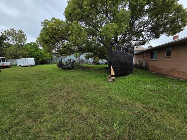 1836 S PALMETTO AVENUE, South Daytona, FL 32119