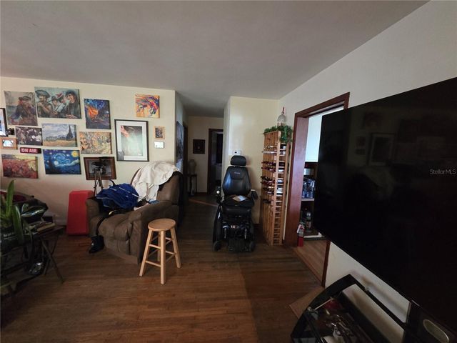 1836 S PALMETTO AVENUE, South Daytona, FL 32119