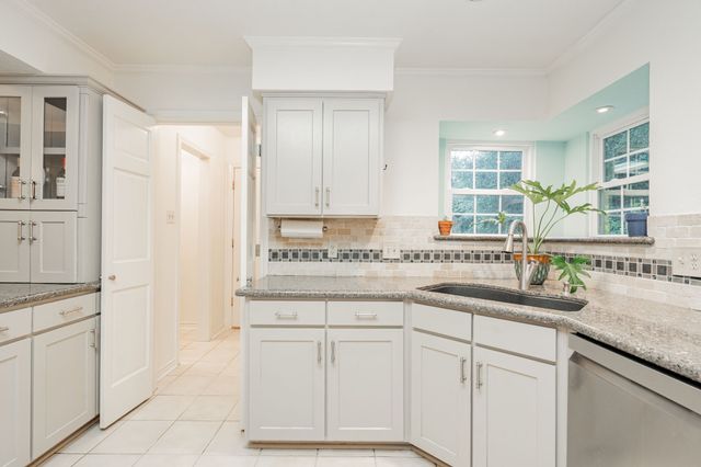 8429 Karen Lane, Terrell, TX 75160