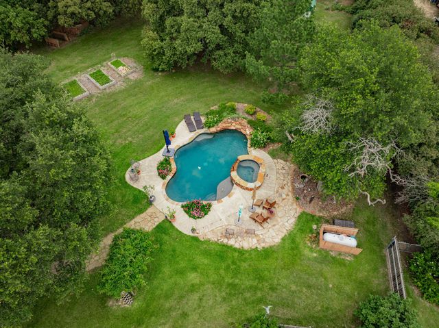 8429 Karen Lane, Terrell, TX 75160