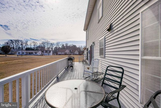 144 ESSEX, Montross, VA 22520