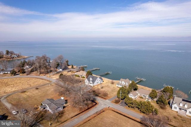 144 ESSEX, Montross, VA 22520