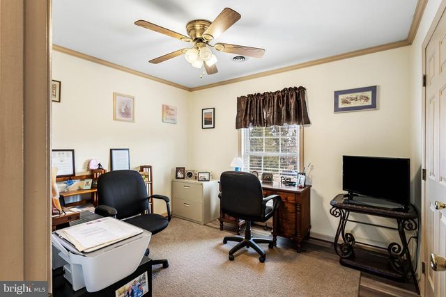 144 ESSEX, Montross, VA 22520