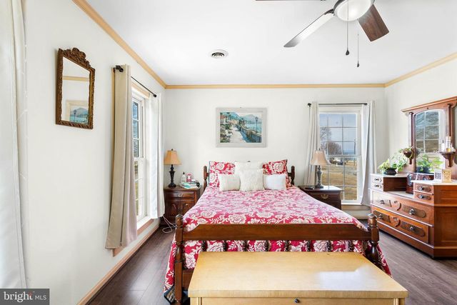 144 ESSEX, Montross, VA 22520