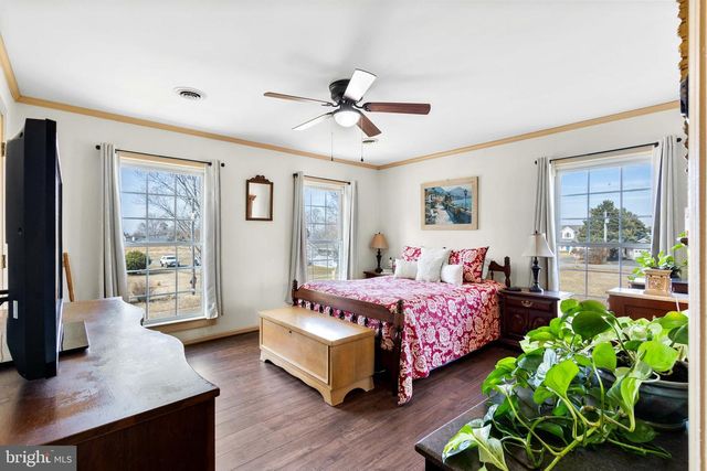 144 ESSEX, Montross, VA 22520