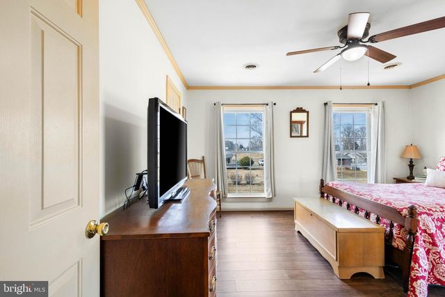 144 ESSEX, Montross, VA 22520