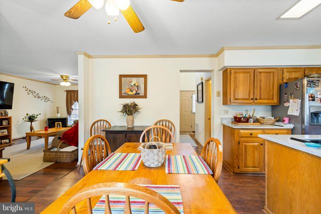 144 ESSEX, Montross, VA 22520