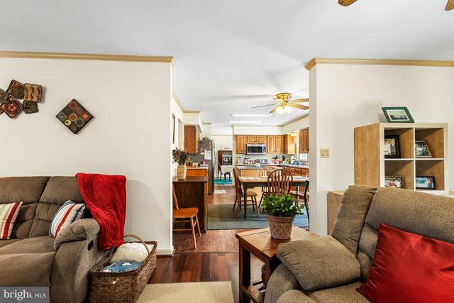 144 ESSEX, Montross, VA 22520