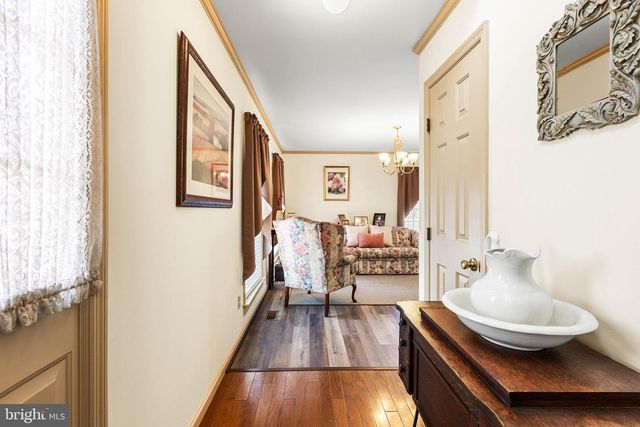 144 ESSEX, Montross, VA 22520