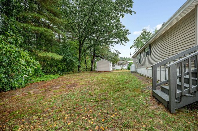 5 Mark Street, Nashua, NH 03062