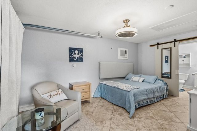 918 W SMITH STREET, Orlando, FL 32804