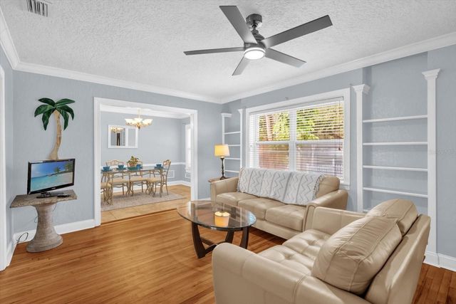 918 W SMITH STREET, Orlando, FL 32804