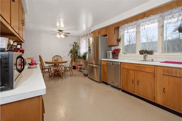 4600 Ontario Center Rd, Walworth, NY 14568