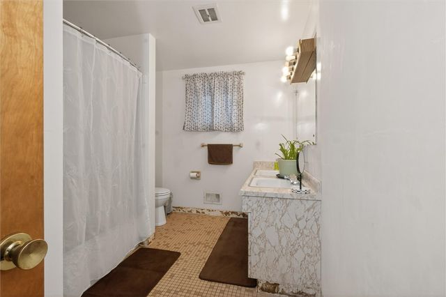 4600 Ontario Center Rd, Walworth, NY 14568