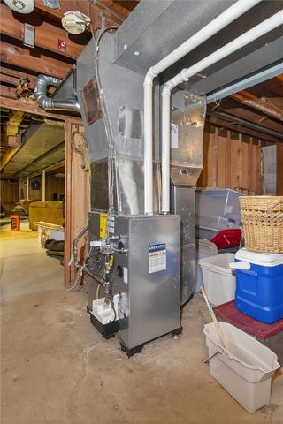 4600 Ontario Center Rd, Walworth, NY 14568