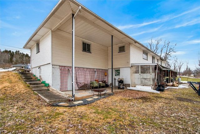 4600 Ontario Center Rd, Walworth, NY 14568