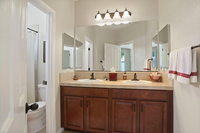 438 Castle Oaks Dr, Ione, CA 95640