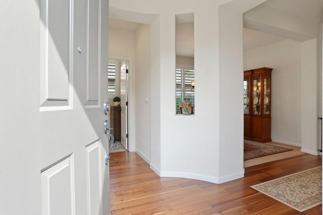 438 Castle Oaks Dr, Ione, CA 95640