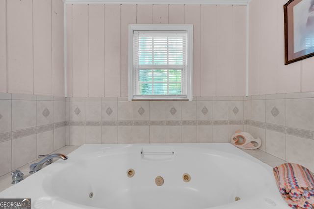 776 Normandy Trail, Lavonia, GA 30553