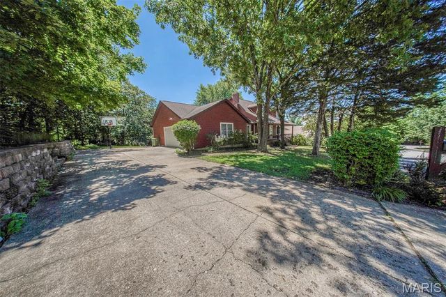 701 Brighton Court, Rolla, MO 65401