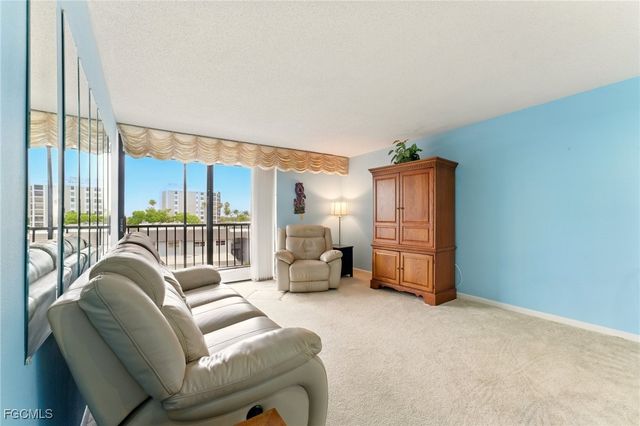 3460 N Key DR 409, North Fort Myers, FL 33903