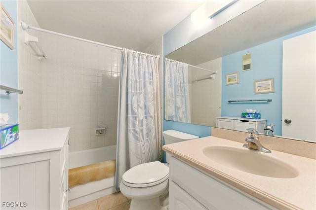 3460 N Key DR 409, North Fort Myers, FL 33903